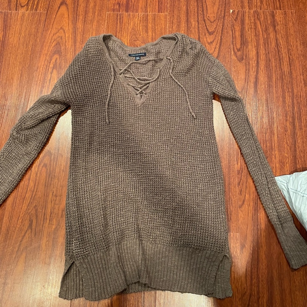 American Eagle Sweater